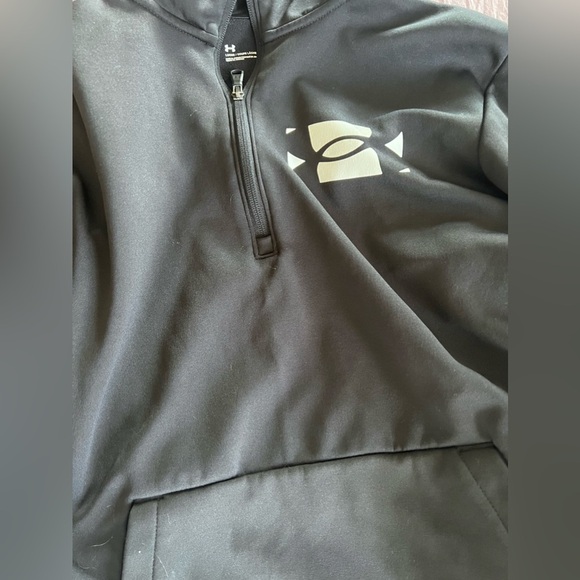 Under armour hoodie 1/4 zip with pockets size medium loose fit - Picture 5 of 6